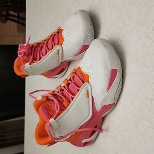 Girls Jordan's size 4.5